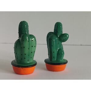 Vintage Cactus Figural Salt Pepper Shaker Set Japan